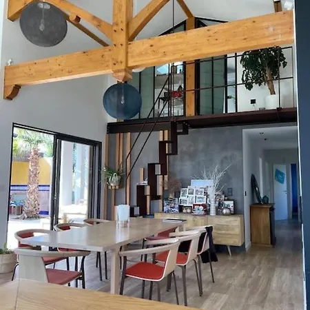 Maison Contemporaine, Piscine Chauffee * Larressore